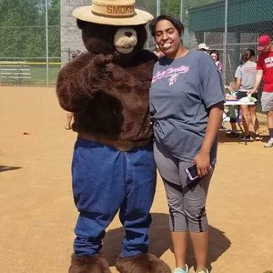 Meet your Posher, Monique